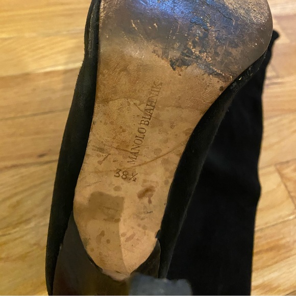 Manolo Blahnik Pascalarehi Black Suede Over the Knee Boot - Picture 4 of 5